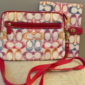 purse and iPad set